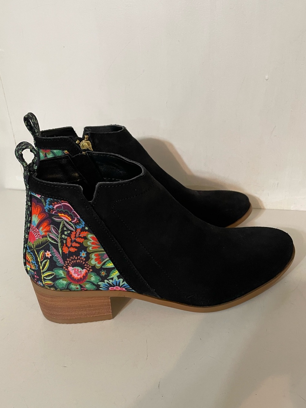 INKKAS Booties NWT - Picture 2 of 9